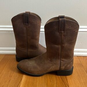 (Good as new) Men’s Ariat Heritage Roper Western Boots
